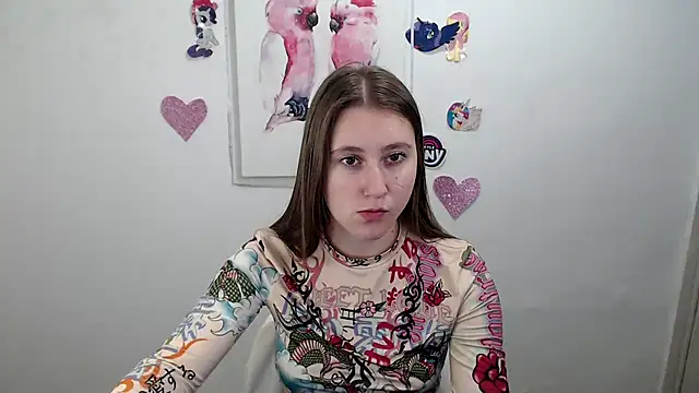 Snapshot of Milka_kamila chatting on 10/19/25, 10:05 Milka kamila online show from 10/19/25, 10:05