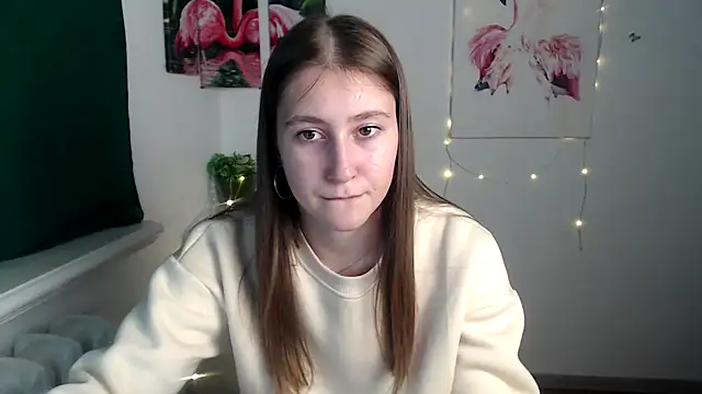 Snapshot of Milka_kamila chatting on 10/24/25, 12:34 Milka kamila online show from 10/24/25, 12:34