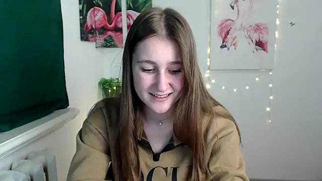 Snapshot of Milka_kamila chatting on 11/14/25, 12:15 Milka kamila online show from 11/14/25, 12:15