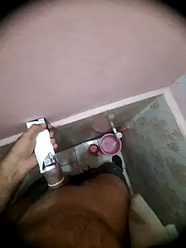 Snapshot of Pyasi_Bhabhi_90 chatting on 10/18/25, 01:30 Pyasi Bhabhi 90 online show from 10/18/25, 01:30