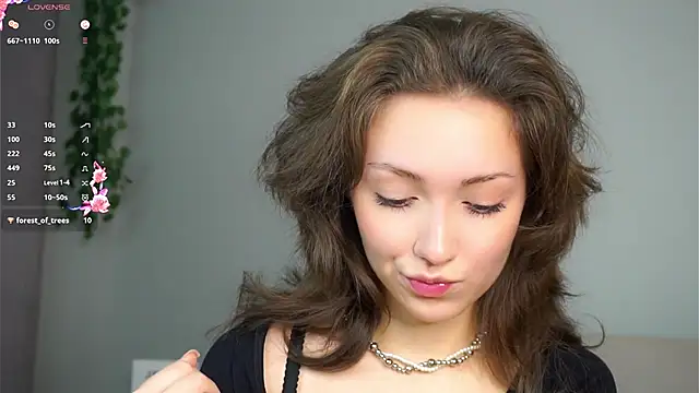 ZeniaBolich online show from 11/16/25, 08:58