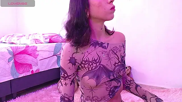 Snapshot of ocxxi_0524 chatting on 11/05/25, 02:39 ocxxi 0524 online show from 11/05/25, 02:39