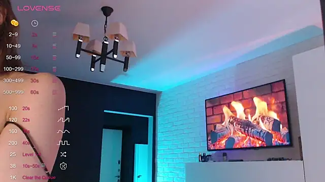 JadeSwift online show from 09/30/25, 01:27