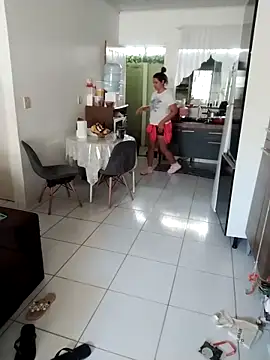 Snapshot of cat9269 chatting on 10/21/25, 06:08 cat9269 online show from 10/21/25, 06:08