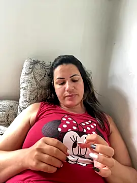 Snapshot of cat9269 chatting on 11/18/25, 05:17 cat9269 online show from 11/18/25, 05:17