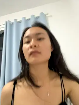 Snapshot of Songji088 chatting on 10/13/25, 04:40 Songji088 online show from 10/13/25, 04:40