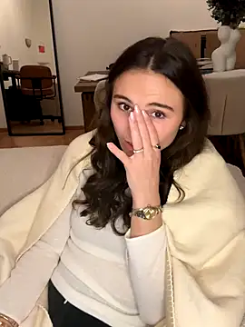 SophiiaStarr online show from 10/15/25, 05:24