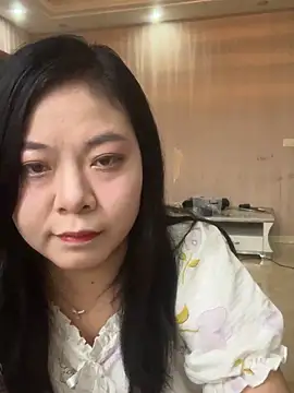 smgirls online show from 10/06/25, 08:23