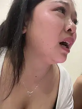 smgirls online show from 10/16/25, 03:13