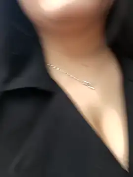 smgirls online show from 10/24/25, 09:06