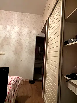 smgirls online show from 10/28/25, 10:41