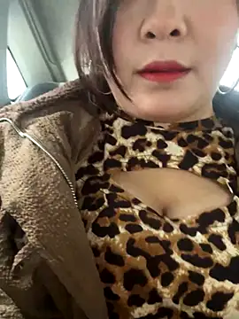 smgirls online show from 11/16/25, 05:02