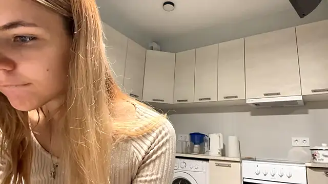 Denni Spilber online show from 10/10/25, 05:56