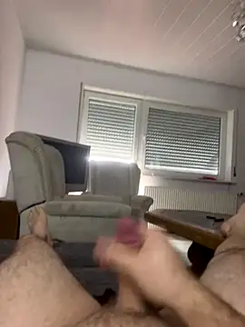 Snapshot of flamur_albania chatting on 11/02/25, 11:45 flamur albania online show from 11/02/25, 11:45