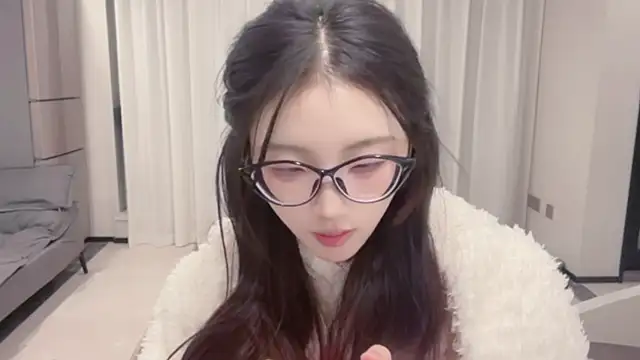 ZhaoZhao-ZM online show from 11/11/25, 01:55