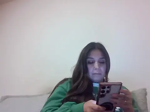 Snapshot of couplesins4 chatting on 10/28/25, 11:51 couplesins4 online show from 10/28/25, 11:51