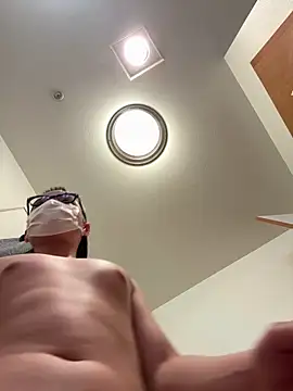 Pikachu19yo online show from 09/25/25, 01:53