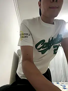 youngboylani777 online show from 11/13/25, 06:34