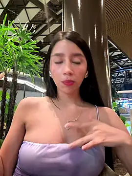 Min junn online show from 10/15/25, 12:11