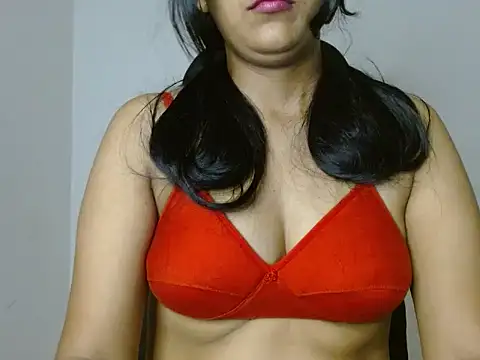 priya 022 online show from 10/06/25, 03:09