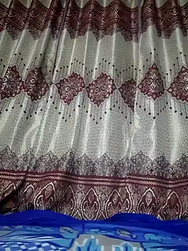 wow couple online show from 10/24/25, 01:29