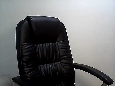 EllaLove2277 online show from 10/17/25, 06:49