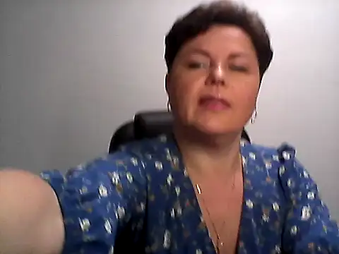 EllaLove2277 online show from 11/17/25, 03:51