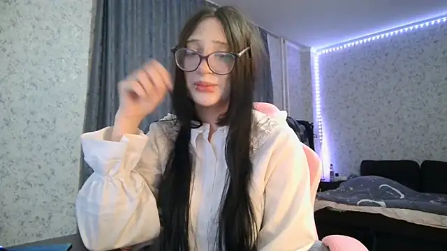 Snapshot of KeicyKlark chatting on 09/12/25, 06:08 KeicyKlark online show from 09/12/25, 06:08