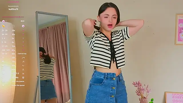 OliviaKis  online show from 10/12/25, 08:02