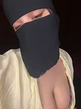 RooVaaN-Xx online show from 10/23/25, 07:01