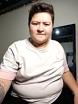 Noha Whiitee online show from 10/22/25, 11:37