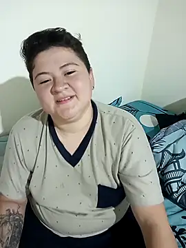 Noha Whiitee online show from 11/17/25, 07:03