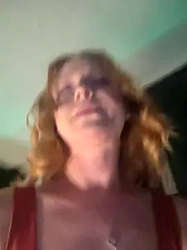 Snapshot of CelesteGreene chatting on 10/02/25, 08:38 CelesteGreene online show from 10/02/25, 08:38