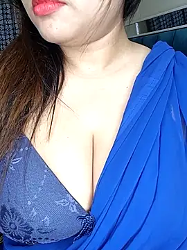 your---couple online show from 10/10/25, 04:39