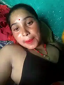 Snapshot of Hot_cupal chatting on 09/19/25, 06:37 Hot cupal online show from 09/19/25, 06:37
