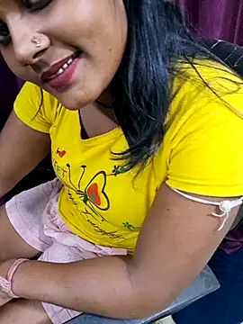 Rashmi Pathak online show from 09/29/25, 02:55