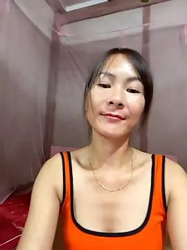 Yumyum kiw online show from 10/21/25, 12:28