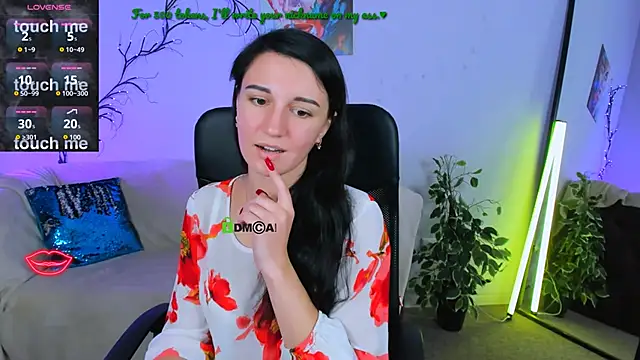 lia sunset online show from 10/08/25, 12:25