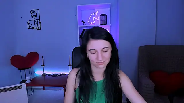 lia sunset online show from 11/25/25, 01:05