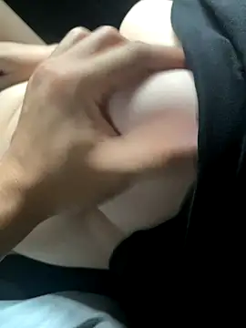 Snapshot of Newpussy_at_strip chatting on 11/04/25, 04:11 Newpussy at strip online show from 11/04/25, 04:11