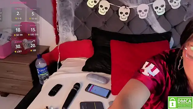 Emily Caprile online show from 10/08/25, 02:20