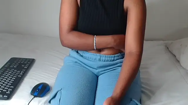 Snapshot of AshleyT255 chatting on 10/25/25, 02:24 AshleyT255 online show from 10/25/25, 02:24