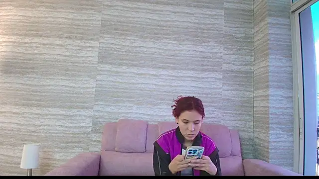 Snapshot of Teffy_Cute_ chatting on 09/27/25, 05:40 Teffy Cute online show from 09/27/25, 05:40