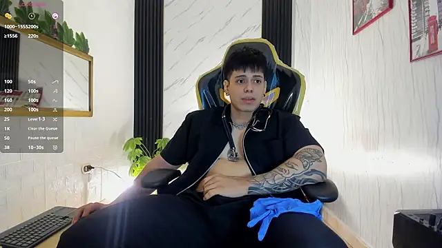 xKevyn online show from 10/30/25, 12:39