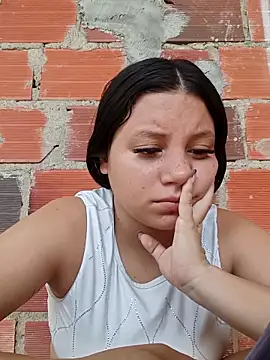 Shell Latina online show from 10/09/25, 02:48