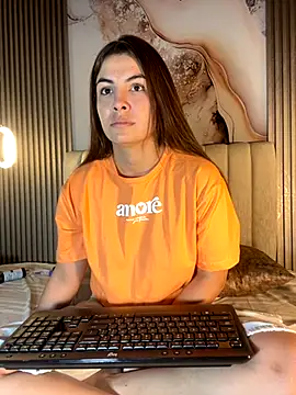 Dakota Evanns online show from 10/23/25, 02:16