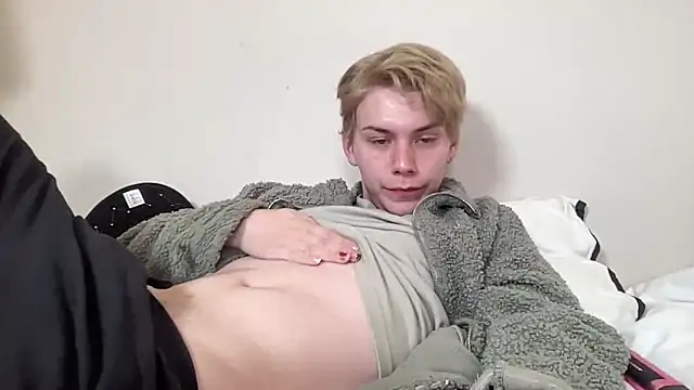 Snapshot of scottishtwink01 chatting on 09/14/25, 11:59 scottishtwink01 online show from 09/14/25, 11:59