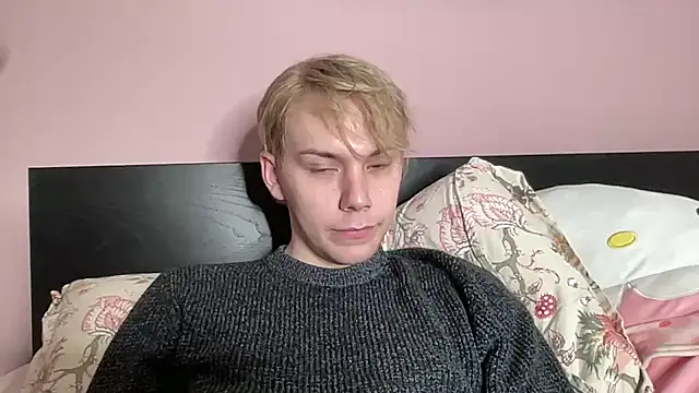 Snapshot of scottishtwink01 chatting on 10/03/25, 02:58 scottishtwink01 online show from 10/03/25, 02:58