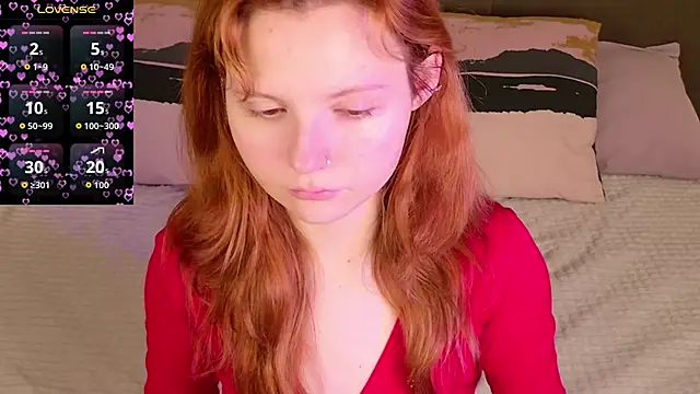 AlisHanson online show from 09/27/25, 09:03