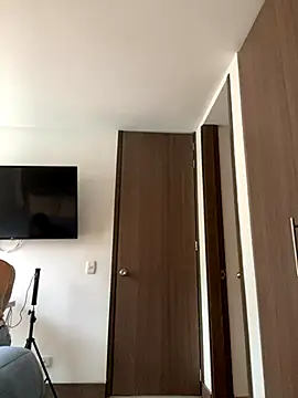 gaby wild fire online show from 10/01/25, 03:18